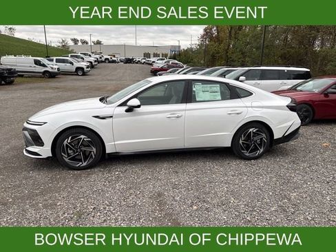 New 2026 Hyundai Sonata SEL image 2