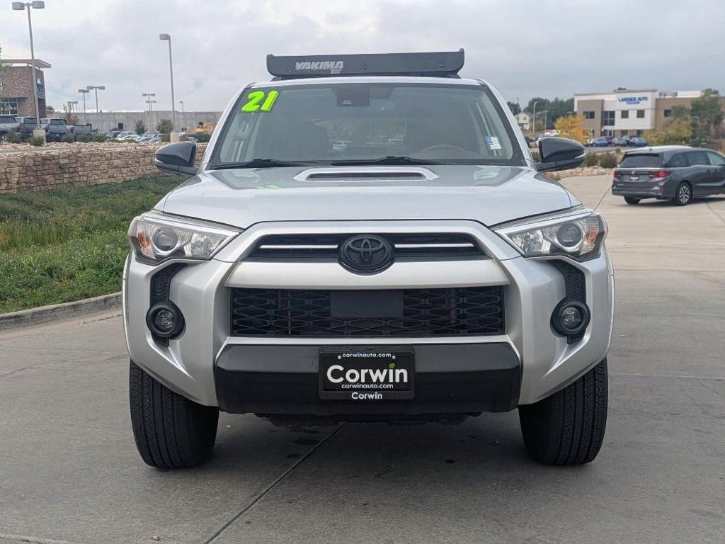 Used 2021 Toyota 4Runner Venture w/ Moonroof Package AWD/4WD image 2