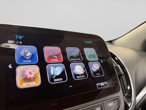 Used 2018 Chevrolet Volt Premier w/ Driver Confidence Package FWD image 29