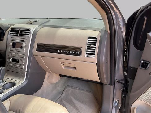 Used 2007 Lincoln MKX 2WD image 16