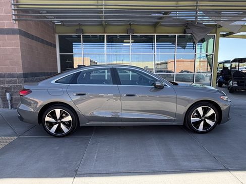 Used 2025 Audi A5 2.0T Premium Plus w/ Premium Plus AWD/4WD image 9