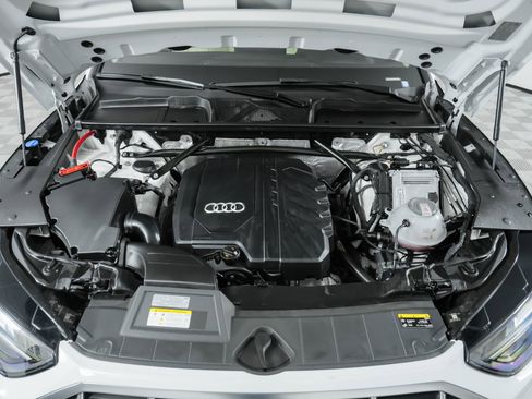 Certified 2023 Audi Q5 2.0T Premium w/ Convenience Package image 42