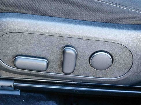 Certified 2025 Hyundai Kona SEL image 22