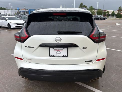 Used 2023 Nissan Murano SV w/ SV Midnight Edition Package FWD image 9