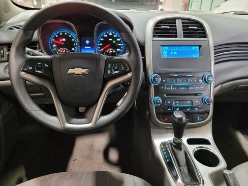Used 2014 Chevrolet Malibu LS w/ Protection Package FWD image 22