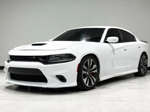 Used 2019 Dodge Charger Scat Pack w/ Plus Group image 1