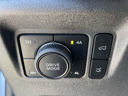 New 2025 Ford Expedition Max Platinum w/ Stealth Appearance Package image 17