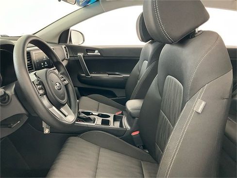 Used 2021 Kia Sportage LX image 20