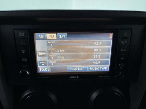 Used 2008 Jeep Wrangler Unlimited Rubicon w/ Dual Top Group image 21