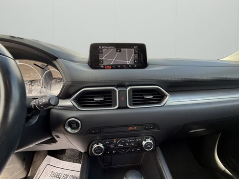 Used 2017 MAZDA CX-5 Touring w/ Preferred Equipment Package image 12