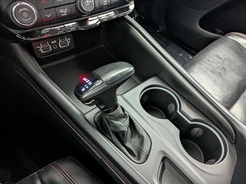 Used 2023 Dodge Durango GT image 13