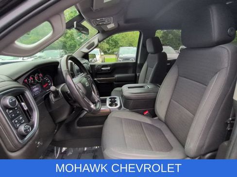 Used 2022 Chevrolet Silverado 1500 RST AWD/4WD image 19