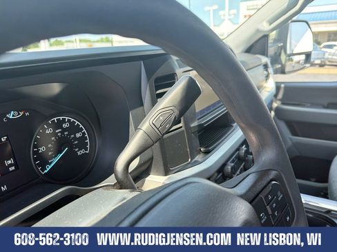 Used 2024 Ford F350 XLT AWD/4WD image 22