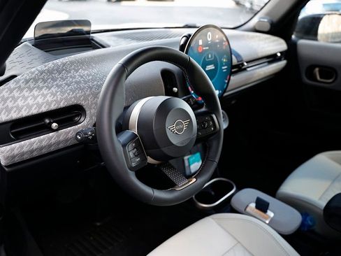 New 2026 MINI Cooper 4-Door Hardtop image 19