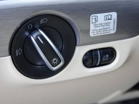 Used 2014 Volkswagen Jetta TDI FWD image 63