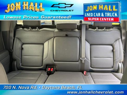 Used 2024 Chevrolet Silverado 1500 LT w/ Z71 Off-Road Package AWD/4WD image 24