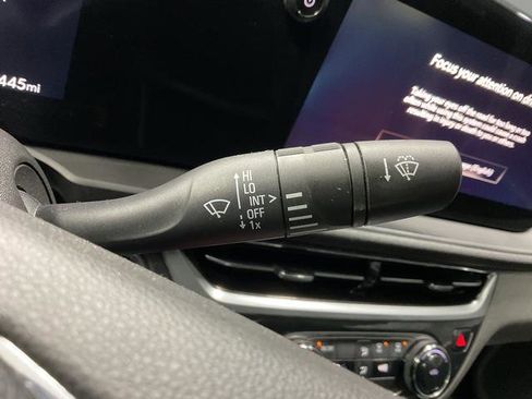 Used 2024 Buick Envista Sport Touring image 14