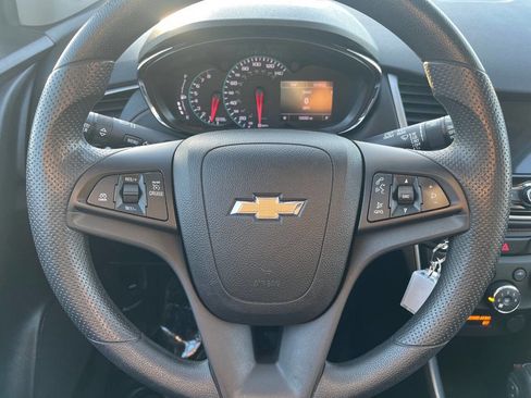 Used 2019 Chevrolet Trax LS w/ Tint and Cruise Package image 14