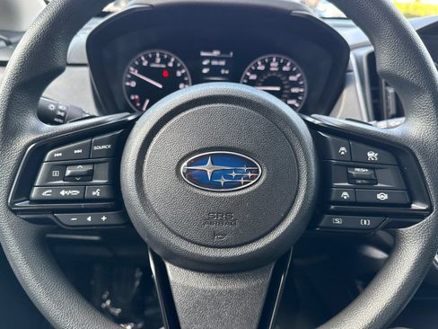 Used 2025 Subaru Crosstrek 2.5i Premium AWD/4WD image 26