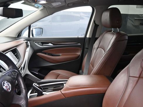 Used 2021 Buick Enclave Avenir w/ Avenir Technology Package image 26