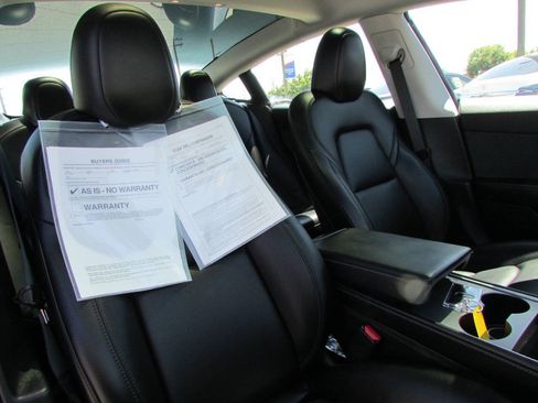 Used 2023 Tesla Model 3 Standard Range RWD image 18