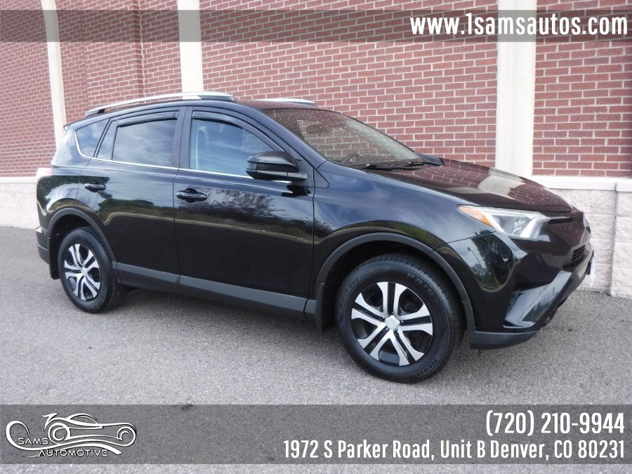 Used 2018 Toyota RAV4 LE w/ Carpet Mat Package AWD/4WD image 2