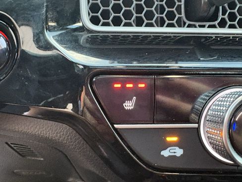Certified 2025 Honda Civic Sport image 19