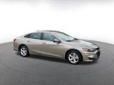 Used 2024 Chevrolet Malibu LT image 2