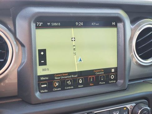 Used 2022 Jeep Wrangler Unlimited Sahara w/ Cold Weather Group image 15