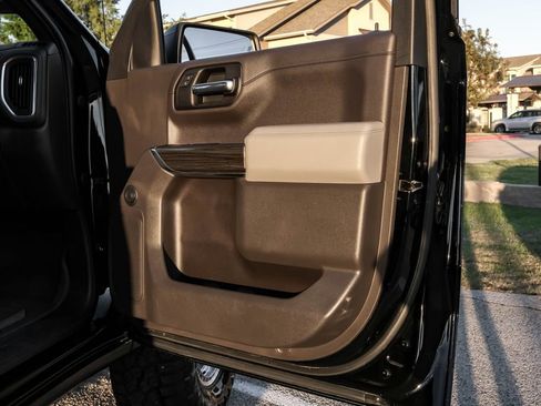 Used 2021 Chevrolet Silverado 1500 RST image 47