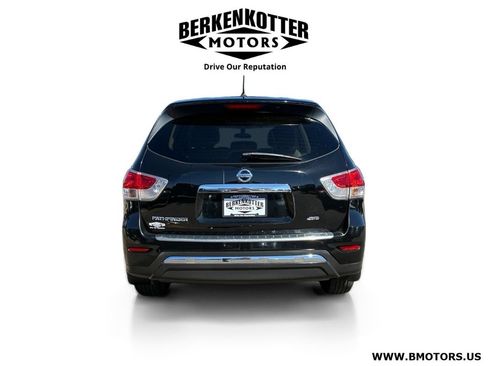 Used 2013 Nissan Pathfinder S AWD/4WD image 4
