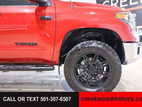 Used 2019 Toyota Tundra SR5 w/ SR5 Upgrade Package AWD/4WD image 25