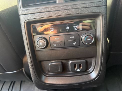 Used 2019 Buick Envision Essence image 14