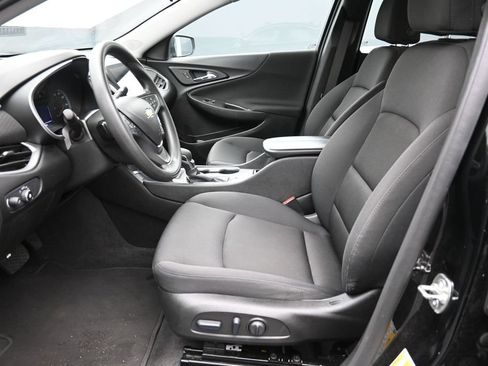 Used 2025 Chevrolet Malibu LT FWD image 20