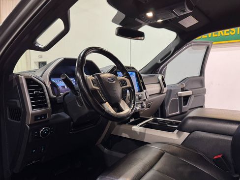 Used 2022 Ford F250 Lariat w/ Lariat Ultimate Package AWD/4WD image 10