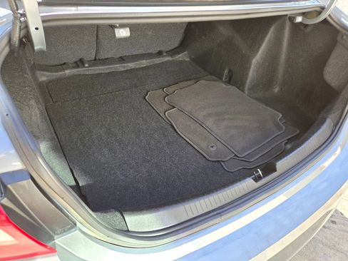 Used 2024 Chevrolet Malibu LS FWD image 16