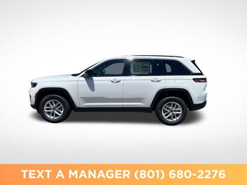 New 2026 Jeep Grand Cherokee Laredo X AWD/4WD image 2