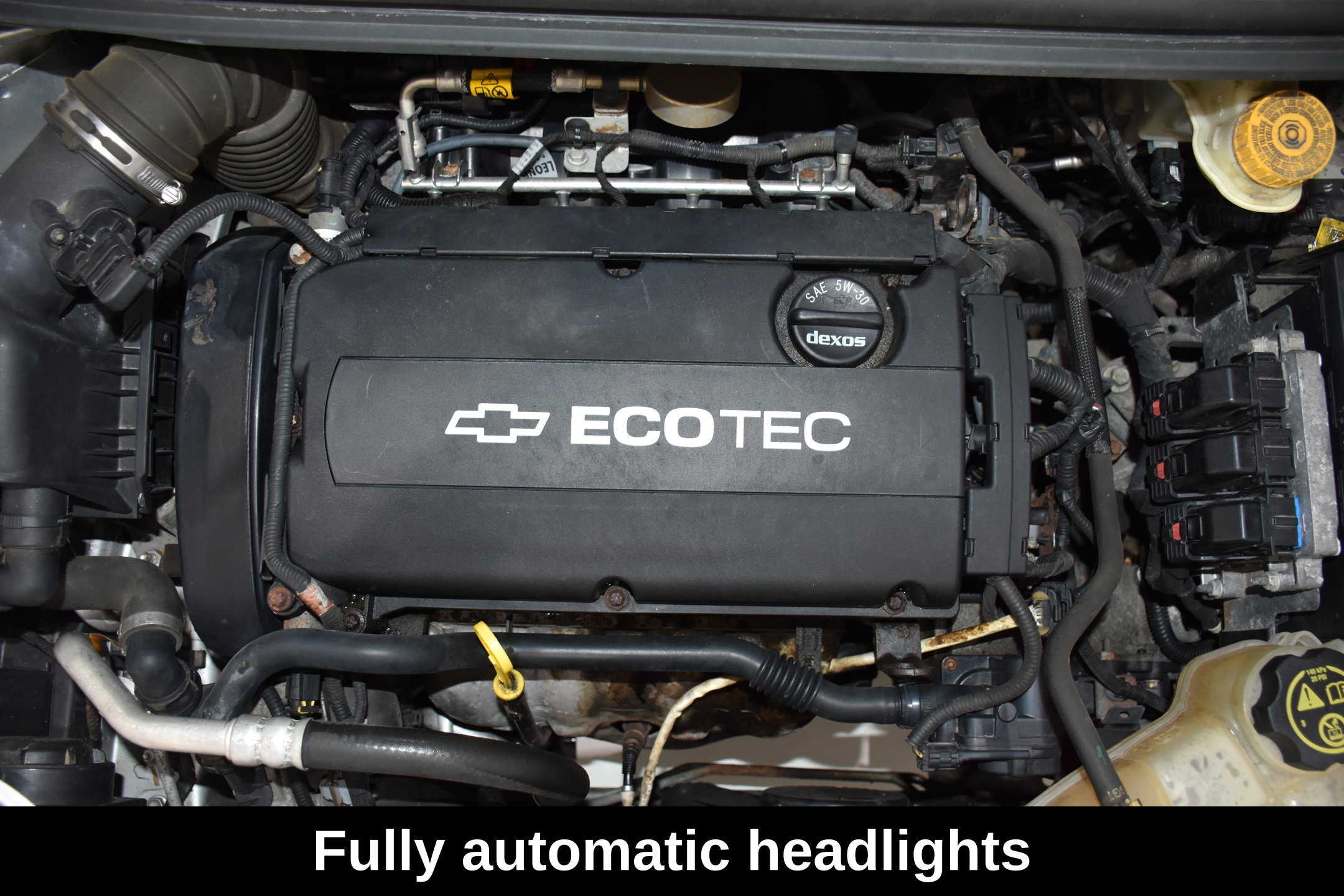 Used 2013 Chevrolet Sonic LT w/ Wheels and Fog Lamp Package FWD image 9