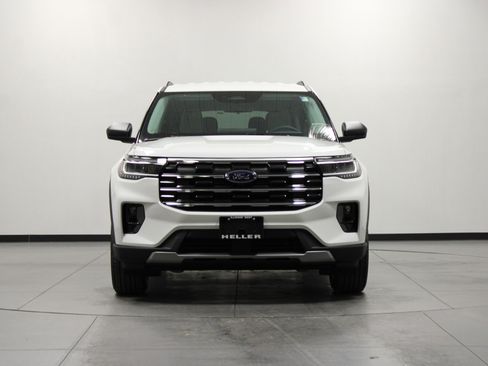 New 2026 Ford Explorer Active w/ Active Comfort Package image 9