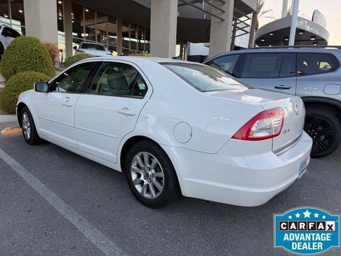 Used 2009 Mercury Milan FWD image 4