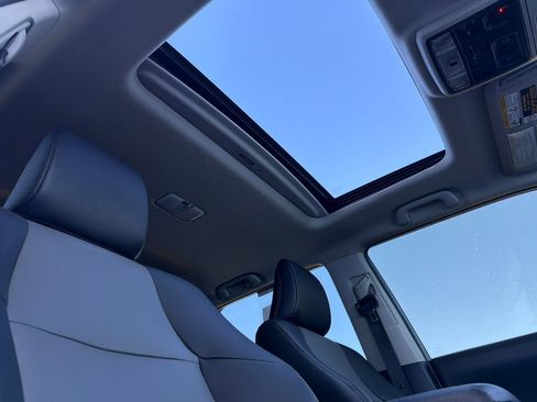 Used 2020 Toyota 4Runner SR5 Premium w/ Moonroof Package image 14