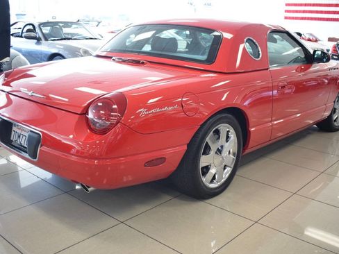 Used 2002 Ford Thunderbird Deluxe image 10