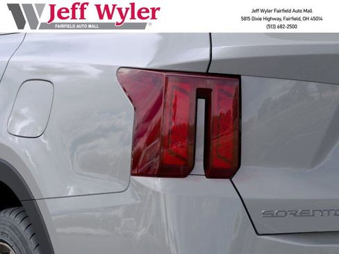 New 2026 Kia Sorento EX AWD/4WD image 12