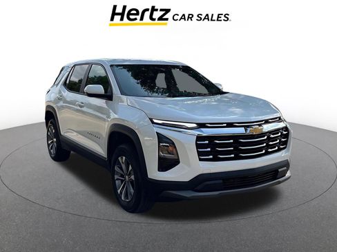 Used 2025 Chevrolet Equinox LT image 1