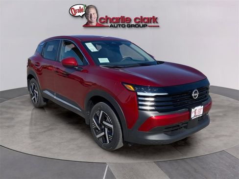 New 2026 Nissan Kicks SV image 8