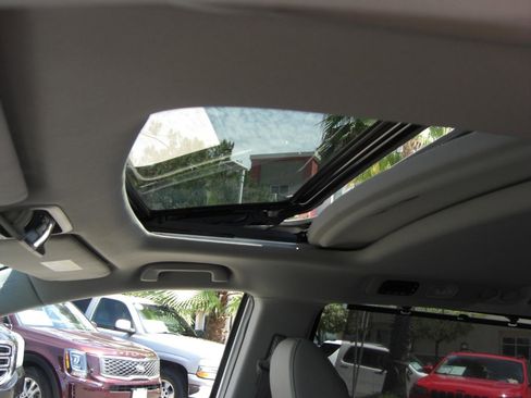 Used 2015 Honda Odyssey EX-L image 6
