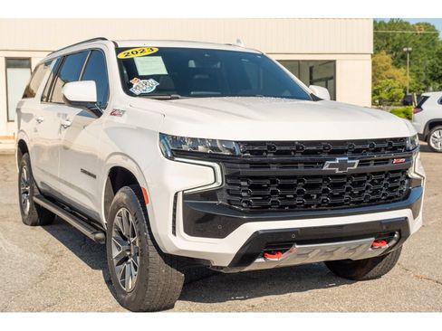 Used 2023 Chevrolet Suburban Z71 AWD/4WD image 35