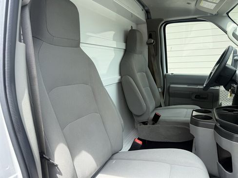 Used 2023 Ford E-350 and Econoline 350 Super Duty w/ Power Windows & Locks Group RWD image 15
