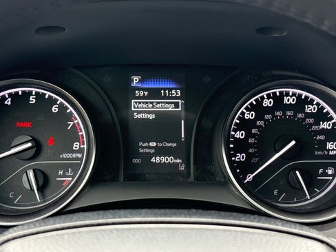 Used 2023 Toyota Camry SE image 23