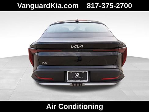 Used 2025 Kia K4 EX image 3